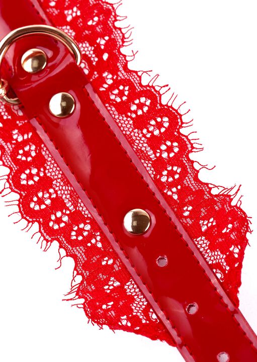 High Gloss and Lace Cuff image number 6.0