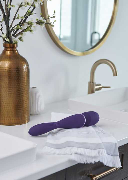 We-Vibe Rechargeable Wand image number 13.0