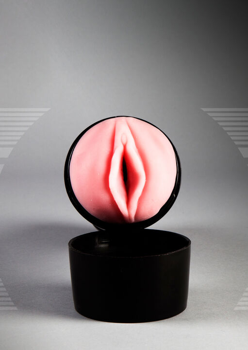 Fleshlight Original Male Masturbator image number 3.0
