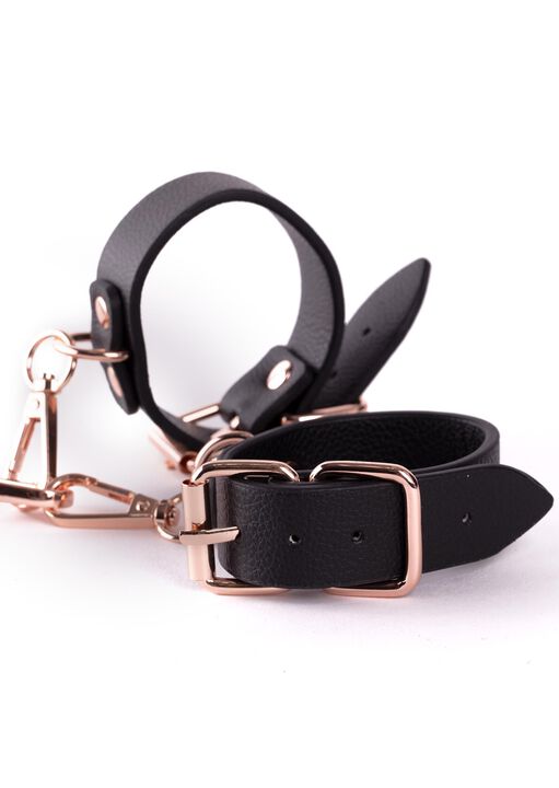 Signature Handcuffs with Lead image number 2.0