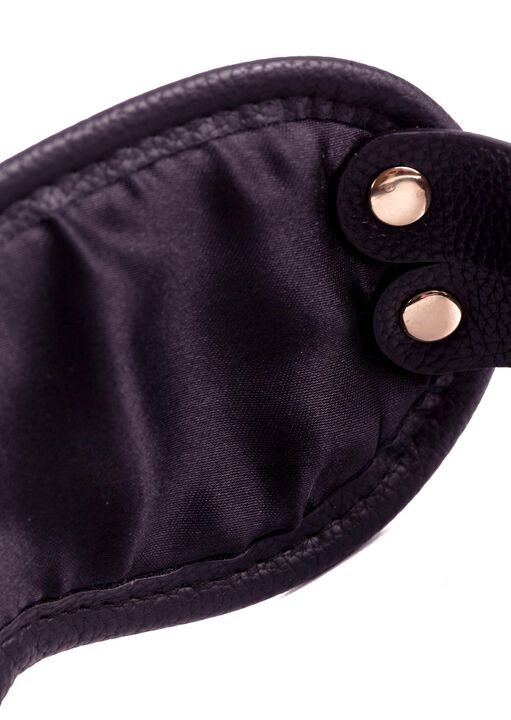 Signature Blindfold image number 4.0
