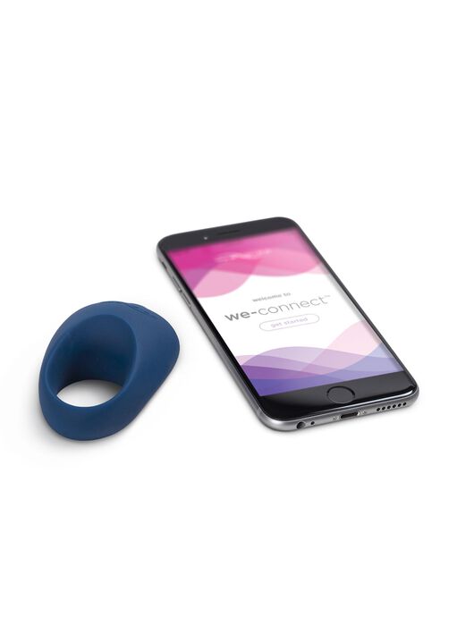 We-Vibe Pivot Vibrating Cock Ring image number 0.0