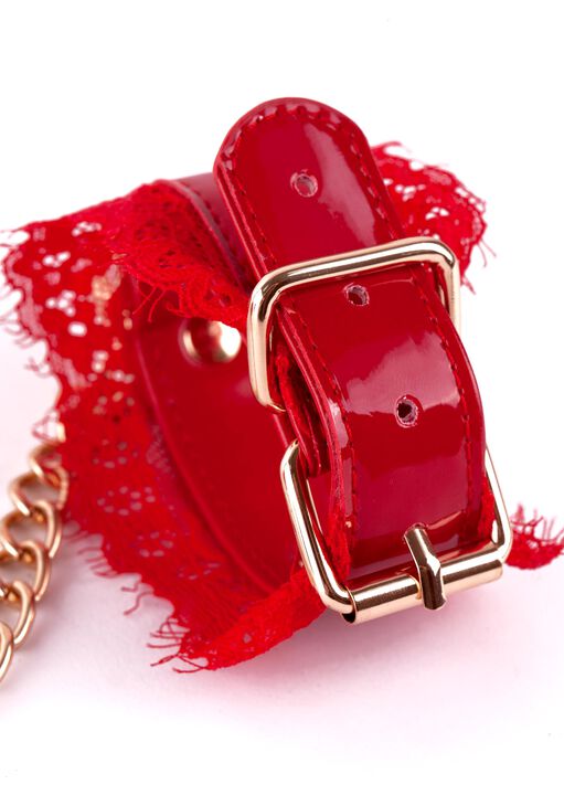 High Gloss and Lace Cuff image number 3.0
