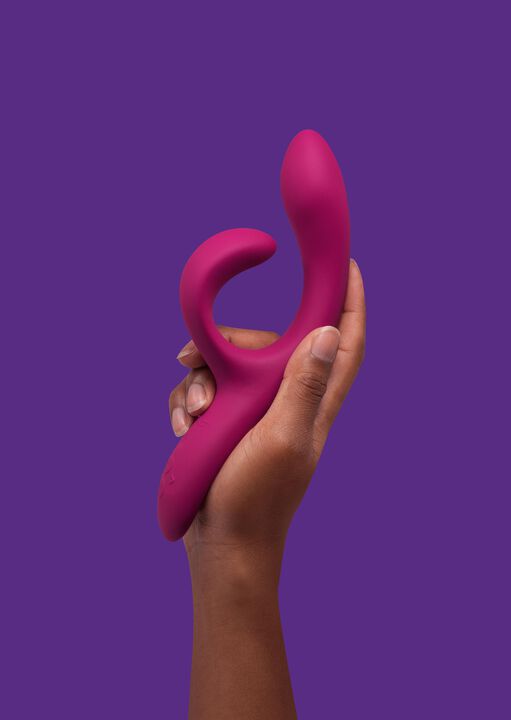 We-Vibe Nova Remote Control G-Spot Vibrator image number 3.0