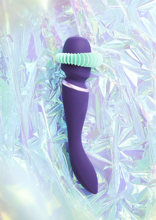 We-Vibe Rechargeable Wand image number 4.0