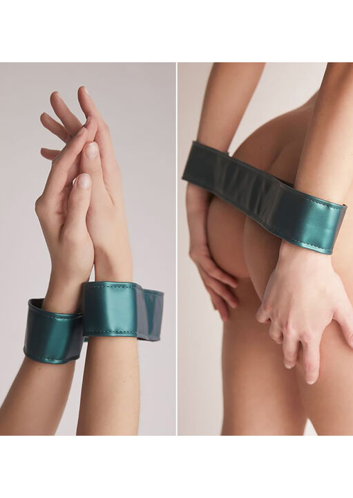 Strap On Me Curious Harness Green image number 1.0