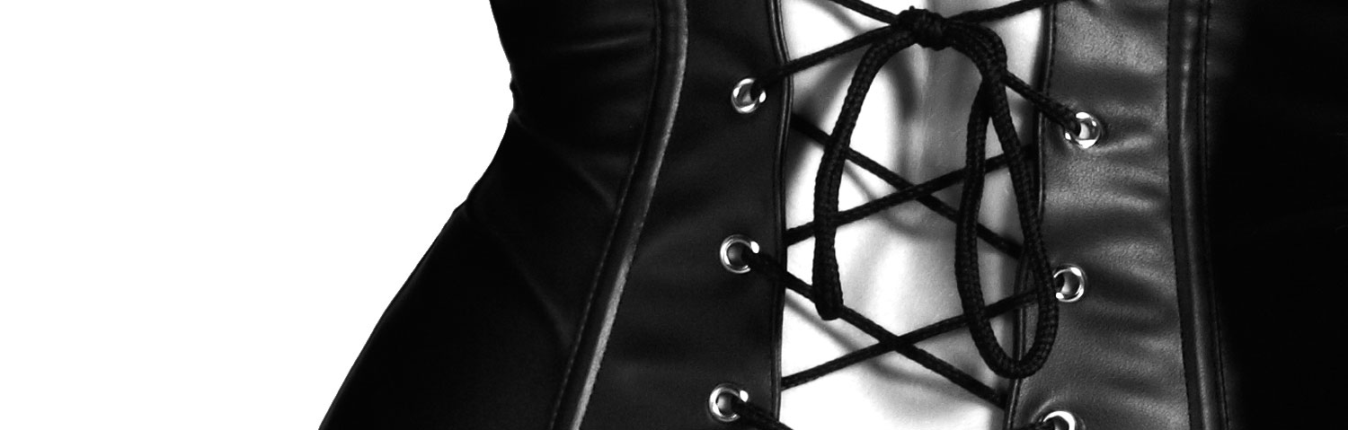 Basques, corsets & Waspies